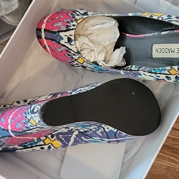 Steve Madden Wedge - Picture 7 of 8